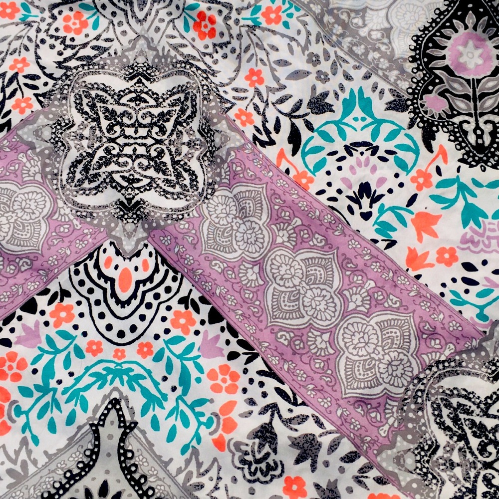 🌺4 Items 25$🌺 Jessica Simpson Pillow Sham - Bohemian Boho